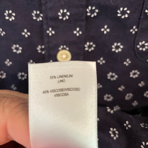 Men’s Lucky Brand Navy blue button down shirt with white novelty print. … - Picture 5 of 5